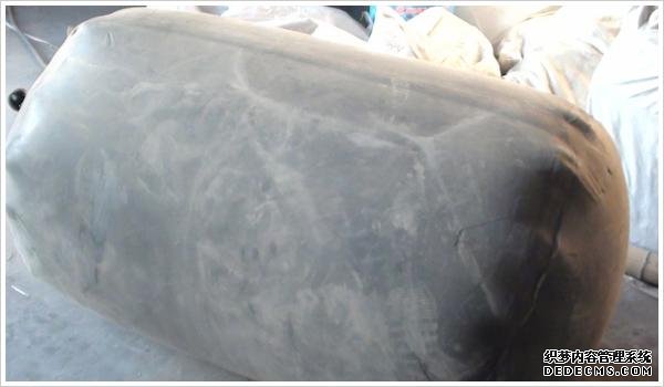 ���ʽ�ܵ������