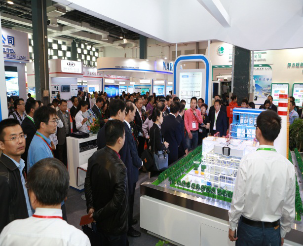 �������H���չ��