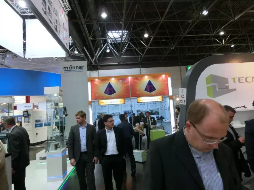 2016�������H���չ